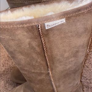 Size 9 brown Bearpaw boots